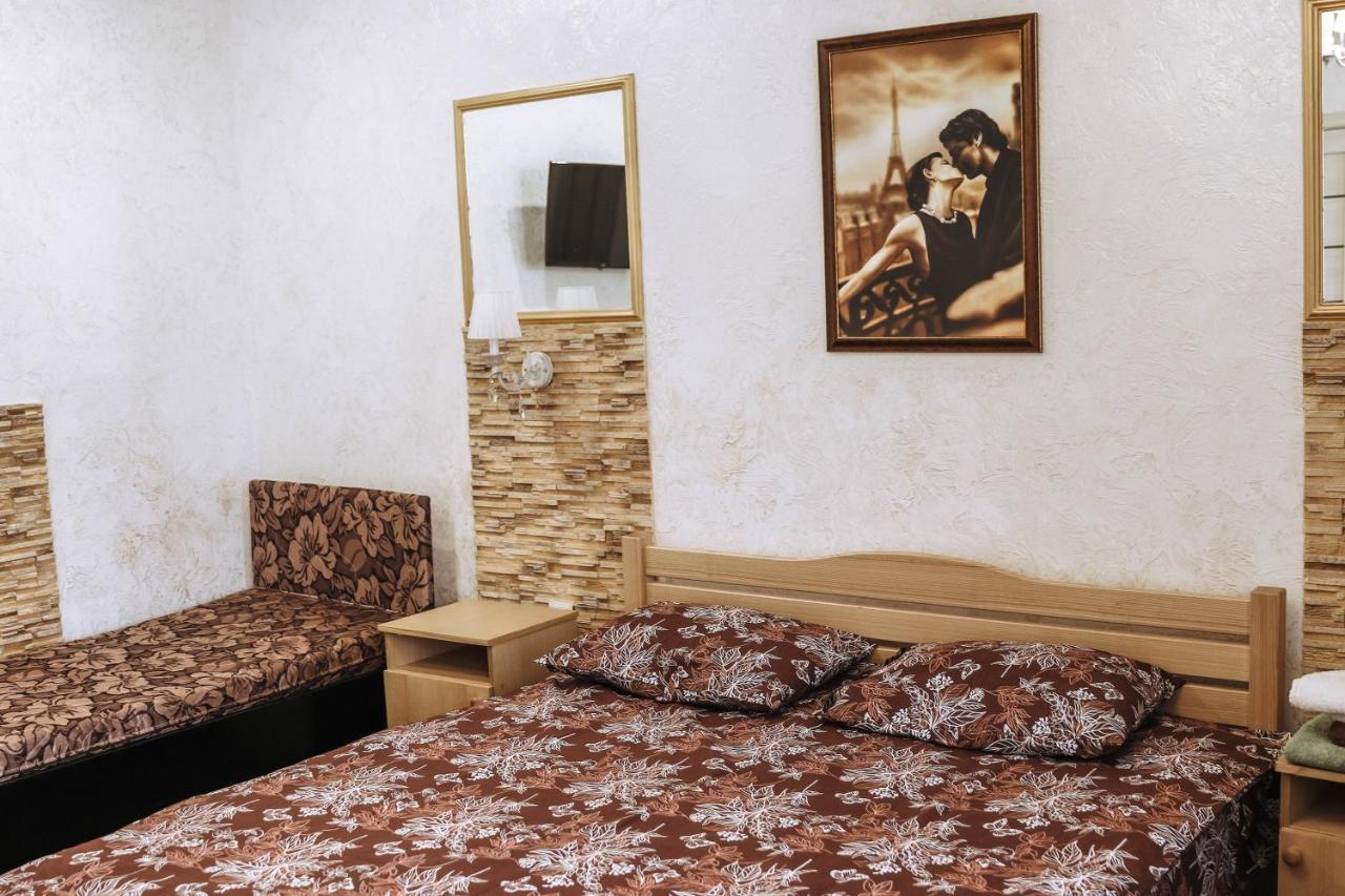 Hotel Rafinad Lviv Kültér fotó