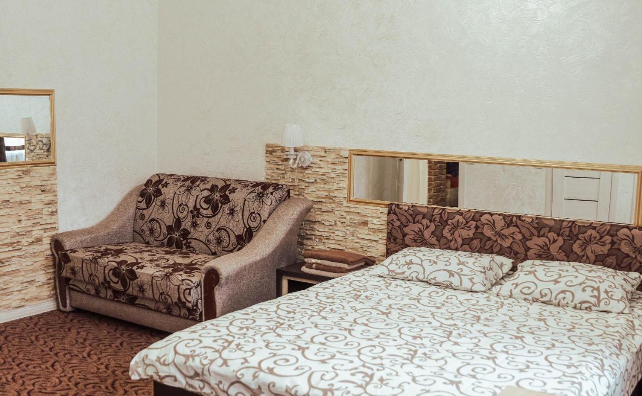Hotel Rafinad Lviv Kültér fotó